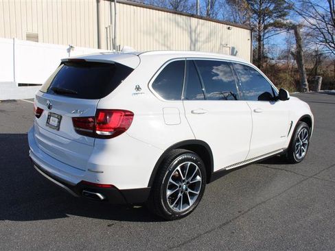 Used 2017 BMW X5 xDrive40e image 8