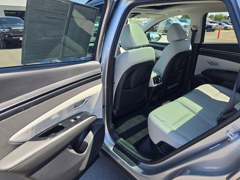 Used 2024 Hyundai Tucson Limited AWD/4WD image 14
