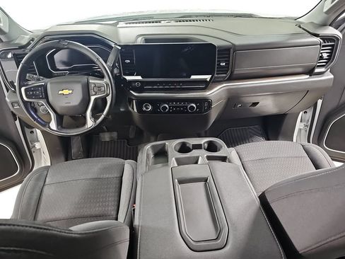 Certified 2022 Chevrolet Silverado 1500 LT AWD/4WD image 11