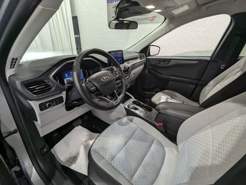 Used 2023 Ford Escape Active image 13