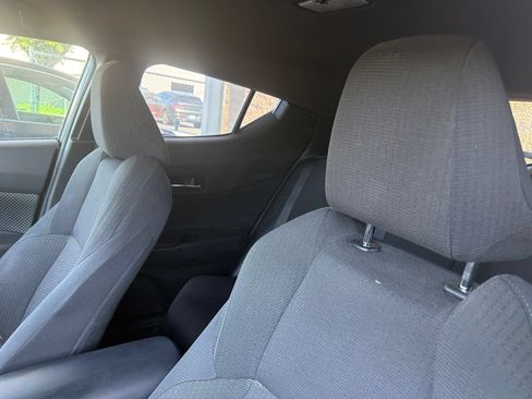 Certified 2018 Toyota C-HR XLE FWD image 8