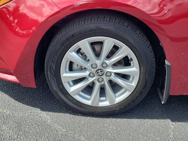 Used 2023 Toyota Corolla LE w/ LE Convenience Package FWD image 28