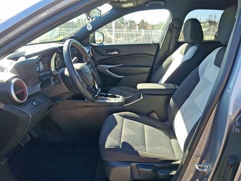 Certified 2024 Chevrolet Trax RS w/ Driver Confidence Package image 14