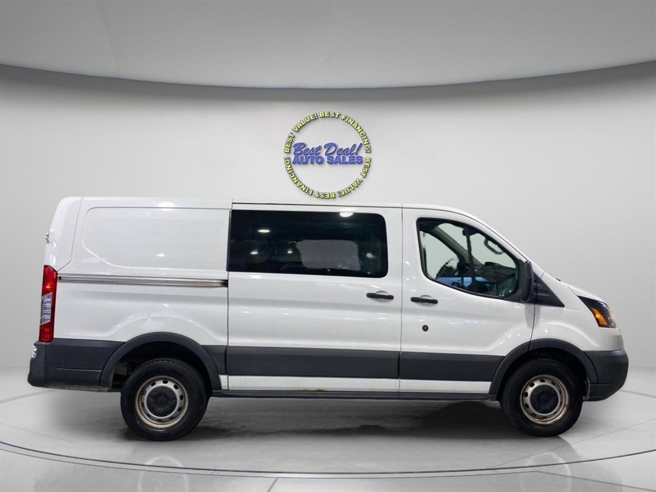 Used 2018 Ford Transit 250 130 Low Roof RWD image 7