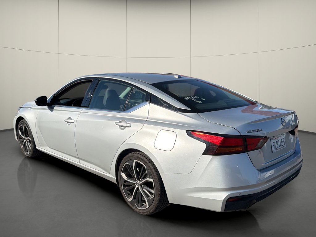 Used 2024 Nissan Altima 2.5 SR FWD image 5