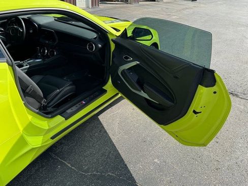 Used 2020 Chevrolet Camaro SS RWD image 28