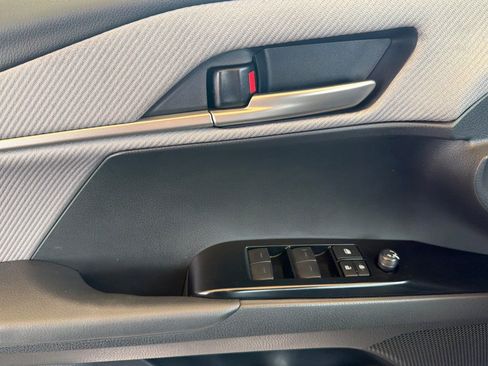 Certified 2025 Toyota Camry SE image 13