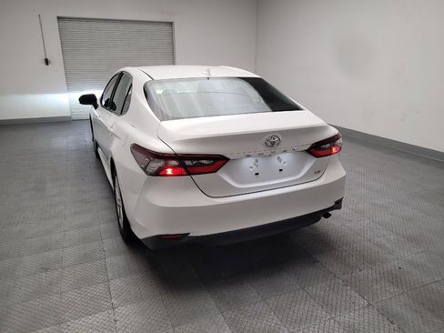 Used 2022 Toyota Camry LE FWD image 6
