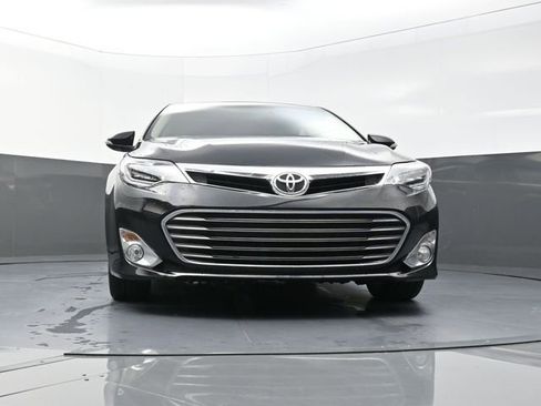 Used 2013 Toyota Avalon Limited image 31