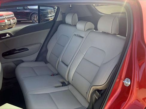 Used 2019 Kia Sportage EX image 20
