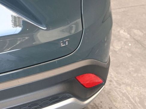 Used 2025 Chevrolet Trax LT image 13