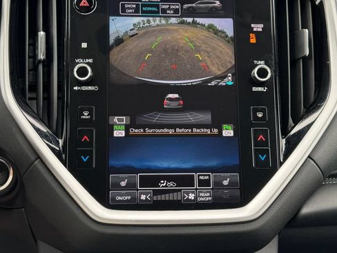 Certified 2024 Subaru Ascent Limited w/ Technology Package AWD/4WD image 22