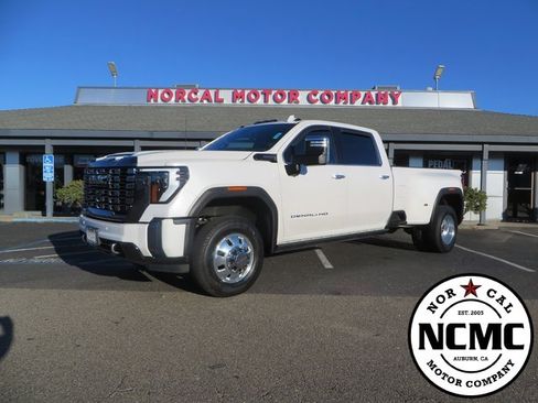 Used 2024 GMC Sierra 3500 Denali Ultimate image 1