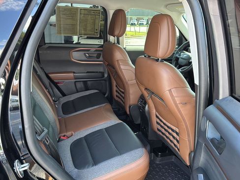 Used 2023 Ford Bronco Sport Outer Banks w/ Tech Package image 21