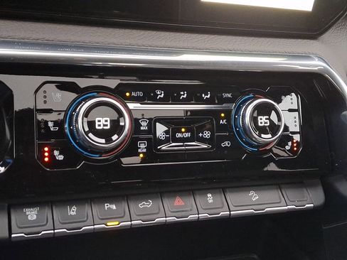 New 2026 GMC Sierra 2500 Denali w/ Denali Reserve Package image 16