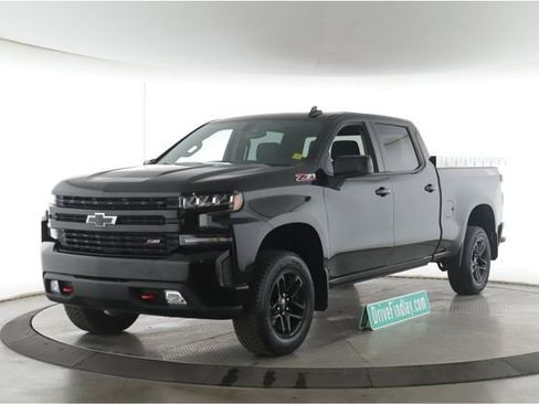 Used 2021 Chevrolet Silverado 1500 LT Trail Boss w/ Bed Protection Package AWD/4WD image 10