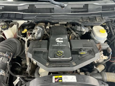 Used 2013 RAM 2500 SLT w/ Luxury Group AWD/4WD image 24
