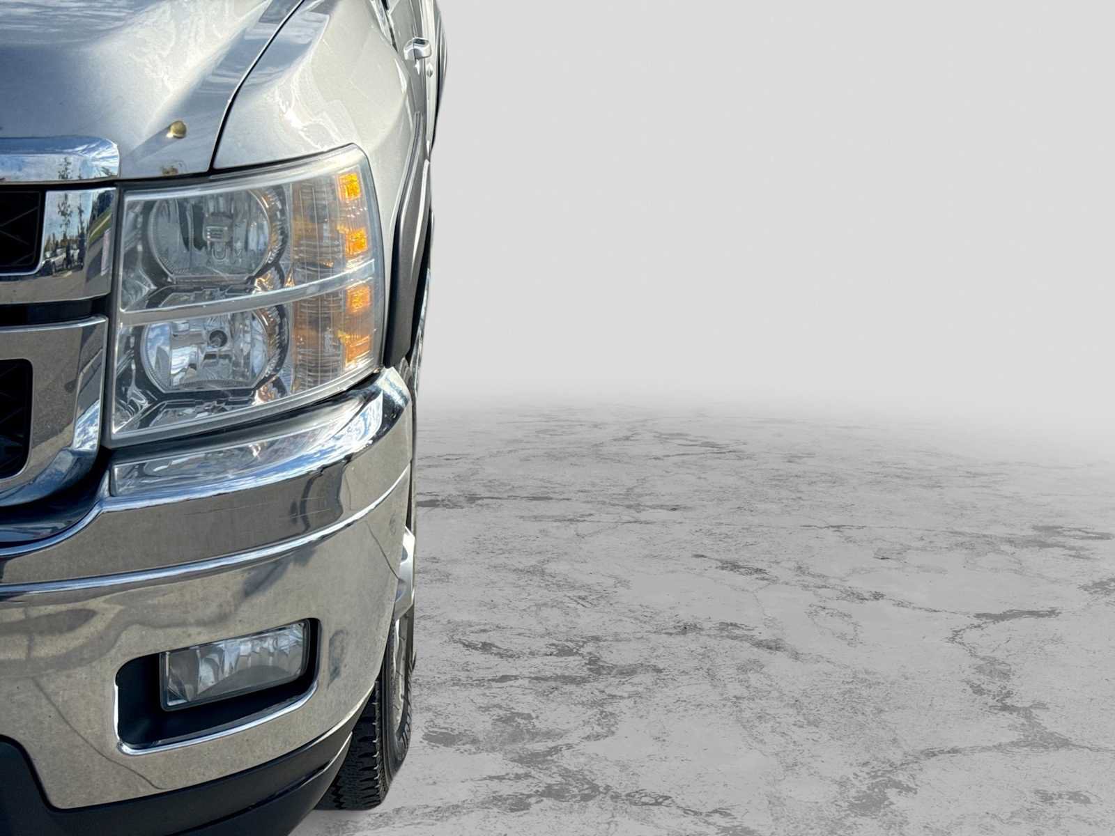 Used 2011 Chevrolet Silverado 2500 LTZ w/ LTZ Plus Package AWD/4WD image 10