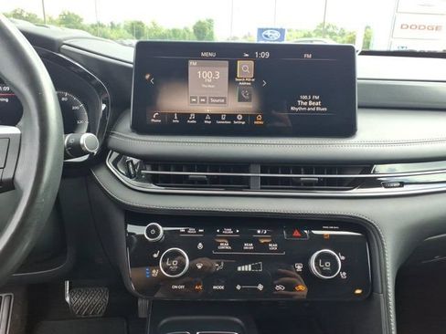 Used 2023 INFINITI QX60 Luxe w/ Vision Package AWD/4WD image 10