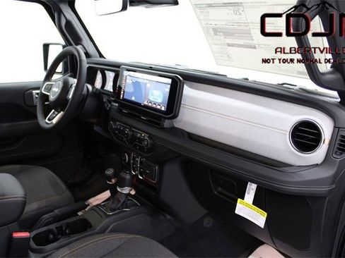 Used 2024 Jeep Wrangler Sahara w/ Technology Group image 19