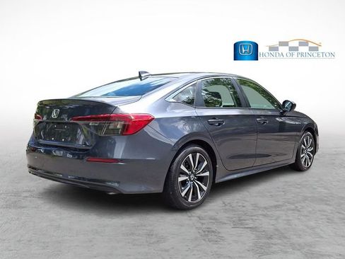 Certified 2024 Honda Civic EX image 6