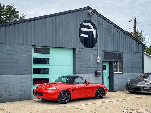 Used 2002 Porsche Boxster RWD image 14