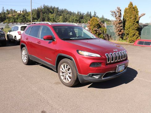 Used 2016 Jeep Cherokee Limited AWD/4WD image 3