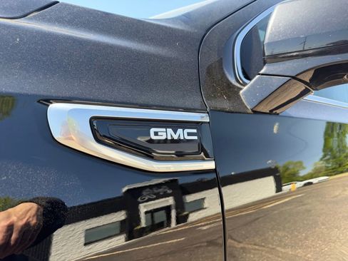 Used 2021 GMC Yukon Denali w/ Denali Ultimate Package AWD/4WD image 16
