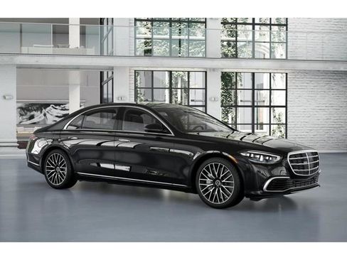 New 2025 Mercedes-Benz S 580 4MATIC Sedan image 12