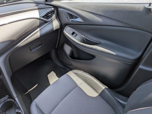 Certified 2021 Buick Encore GX Select FWD image 15
