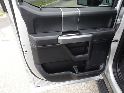 Used 2018 Ford F150 XLT w/ Equipment Group 302A Luxury image 18