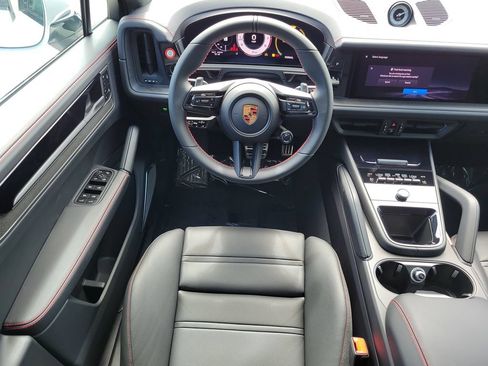 New 2026 Porsche Cayenne GTS AWD/4WD image 21