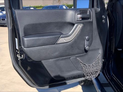 Used 2016 Jeep Wrangler Unlimited Sport image 20