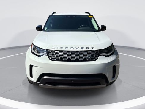 Used 2024 Land Rover Discovery S AWD/4WD image 2