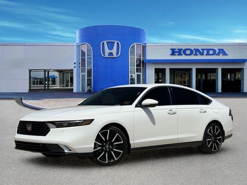 New 2026 Honda Accord Touring image 2
