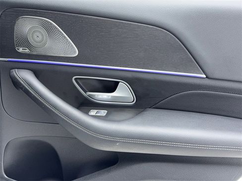 Used 2022 Mercedes-Benz GLE 350 w/ Premium Package image 52