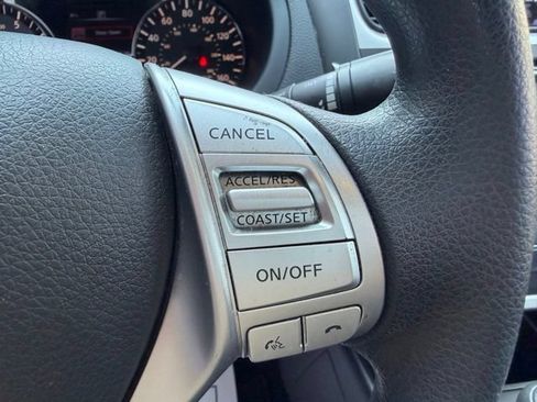 Used 2016 Nissan Altima 2.5 S w/ Power Driver Seat Package FWD image 16