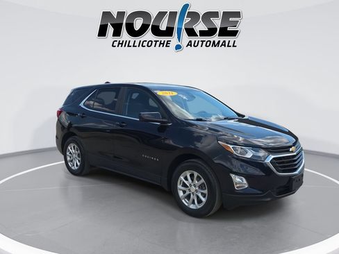 Used 2021 Chevrolet Equinox LT w/ Driver Convenience Package FWD image 2