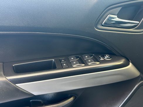 Used 2021 Chevrolet Colorado ZR2 AWD/4WD image 11