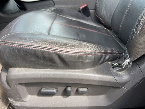 Used 2012 Ford Edge SEL FWD image 22