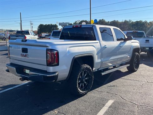 Used 2017 GMC Sierra 1500 SLT w/ SLT Premium Package image 6