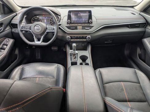 Used 2020 Nissan Altima 2.5 SR w/ Premium Package image 22