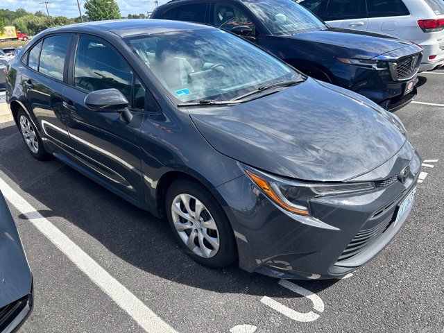 Used 2023 Toyota Corolla LE FWD image 5