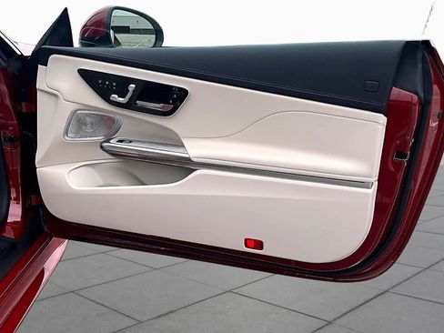 Certified 2026 Mercedes-Benz CLE 53 AMG 4MATIC Cabriolet image 23