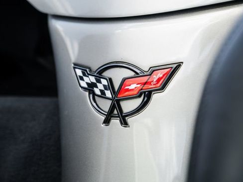 Used 1998 Chevrolet Corvette Convertible w/ Memory Pkg image 73