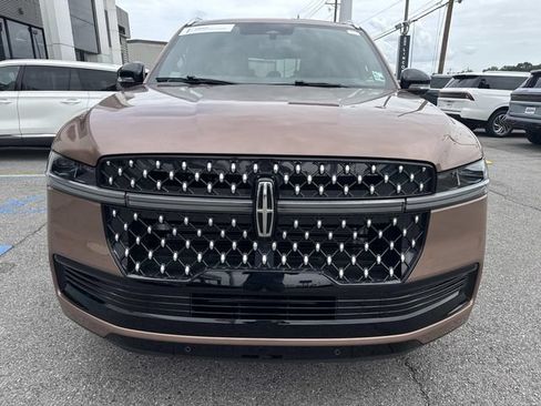 Certified 2026 Lincoln Navigator L Black Label AWD/4WD image 2
