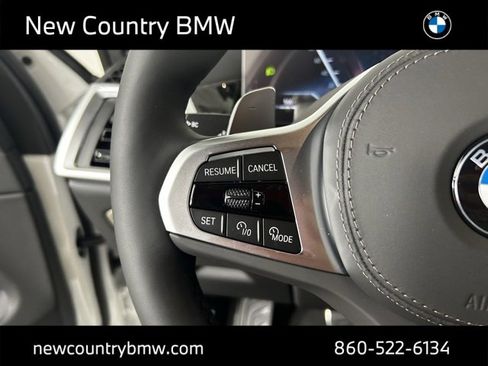 New 2026 BMW X7 xDrive40i w/ M Sport Package image 16