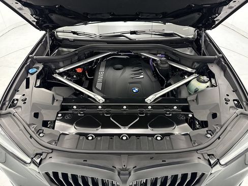 New 2026 BMW X5 xDrive40i w/ M Sport Package AWD/4WD image 28