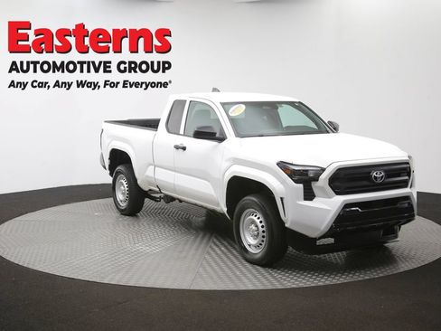 Used 2025 Toyota Tacoma SR RWD image 47