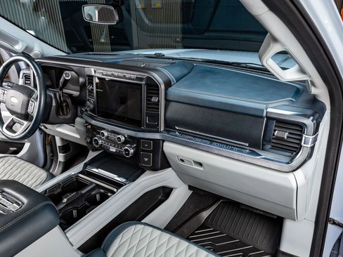 Used 2024 Ford F250 Limited w/ FX4 Off-Road Package image 17